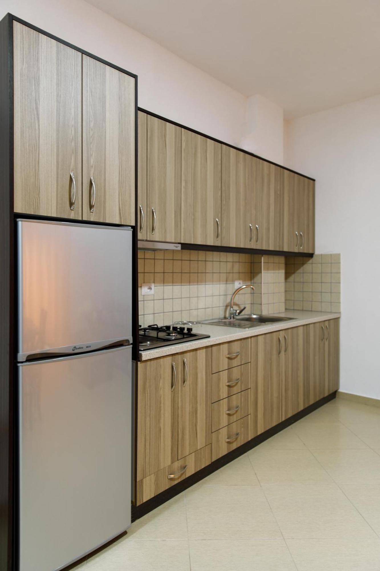Grand Blue Aparthotel Sarande Exterior photo